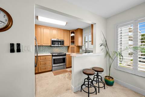 2860 NE 14th St Causeway #201D, Pompano Beach FL - photo 7 of 25
