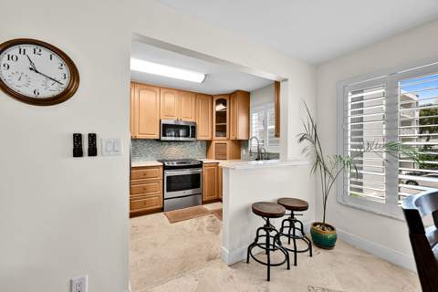 2860 NE 14th St Causeway #201D, Pompano Beach FL - photo 8 of 25