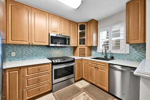 2860 NE 14th St Causeway #201D, Pompano Beach FL - photo 9 of 25