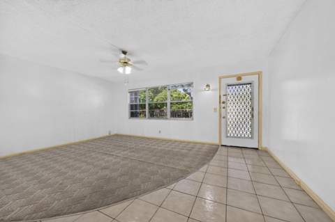 101 SW 132nd Way #215J, Pembroke Pines FL - photo 6 of 31