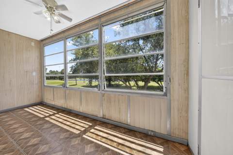 101 SW 132nd Way #215J, Pembroke Pines FL - photo 17 of 31