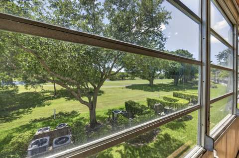 101 SW 132nd Way #215J, Pembroke Pines FL - photo 20 of 31