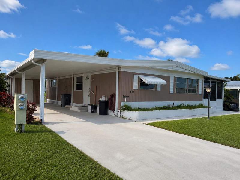 2 bedroom Mobile Home at 656 Sun Ray Court, Sunny South Estates, Boynton Beach — photo 2