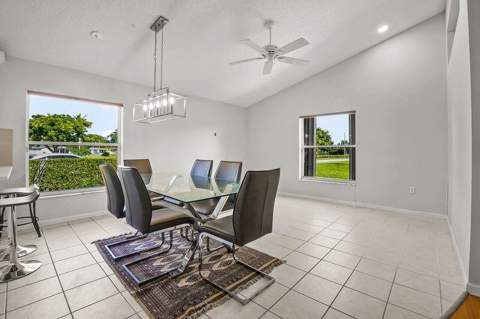 5025 Robino Circle, West Palm Beach FL - photo 17 of 18
