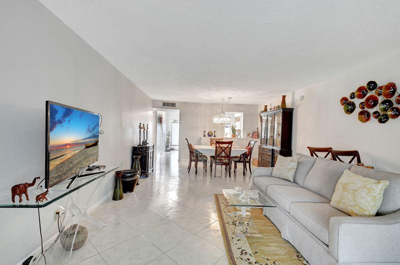 2 bedroom Condominium at 14773 Cumberland Drive #102 D, Villages Of Oriole Deauville Condo, Delray Beach — photo 3