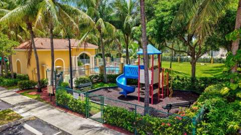 1702 SW 81st Terrace, North Lauderdale FL - photo 16 of 20