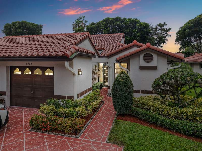 2 bedroom Villa at 6353 Royal Manor Circle, Huntington Pointe, Delray Beach — photo 4