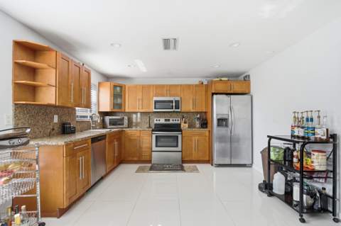 8302 NW 15th Court, Coral Springs FL - photo 15 of 43