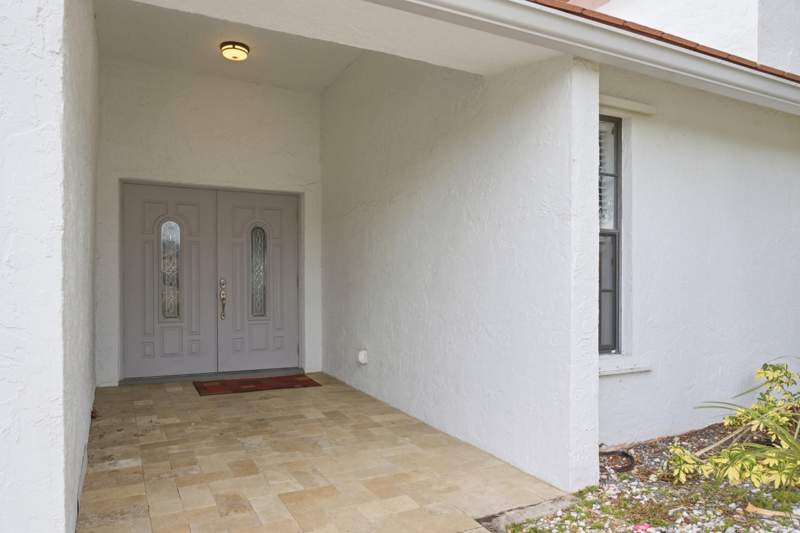 4 bedroom Single Family Residence at 8302 NW 15th Court, Countrywood Estates, Coral Springs — photo 5
