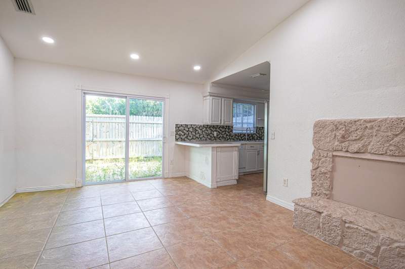 3 bedroom Single Family Residence at 11714 Orange Boulevard, The Acreage, The Acreage — photo 4