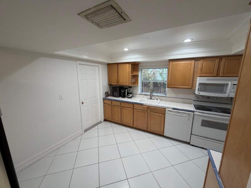 4 bedroom Single Family Residence at 10241 Sleepy Brook Way, Boca Trails 1, Boca Raton — photo 4