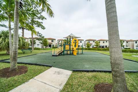 2004 Sugar Maple Drive, Riviera Beach FL - photo 23 of 37