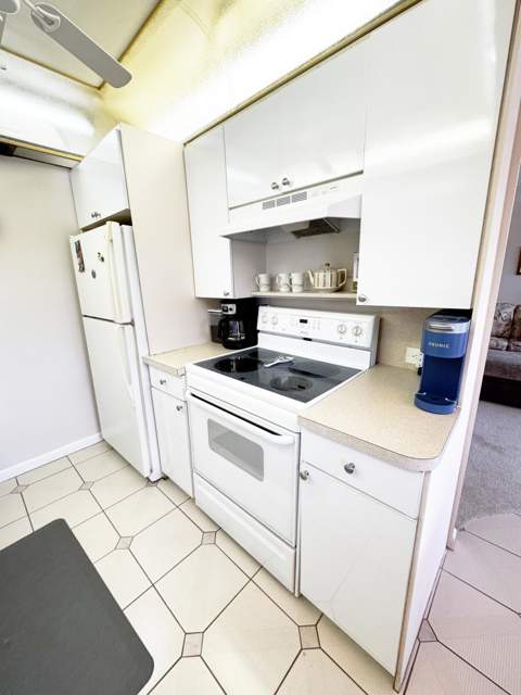 3097 Newport #3097, Deerfield Beach FL - photo 9 of 33