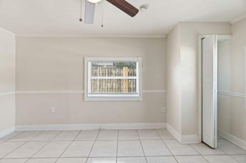 4888 Prince Drive, Lake Worth Beach FL - photo 12 of 30