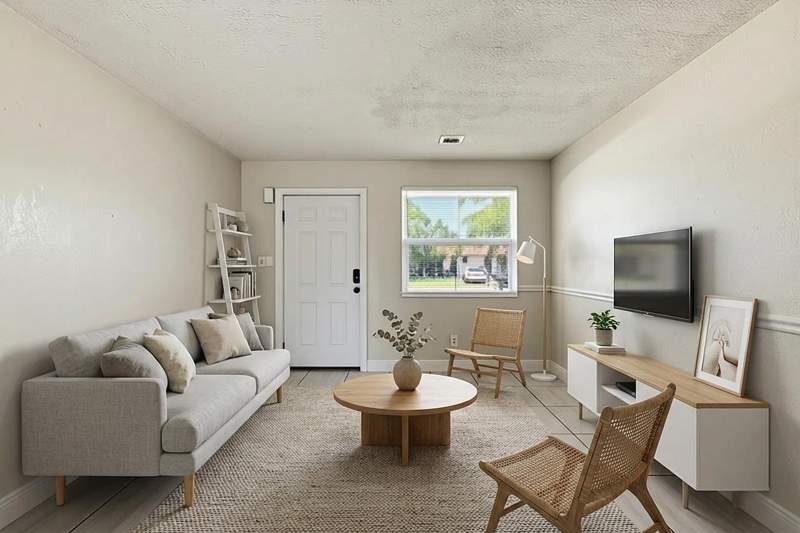 4 bedroom Single Family Residence at 4888 Prince Drive, Palm Beach Farms Co 7, Lake Worth Beach — photo 2
