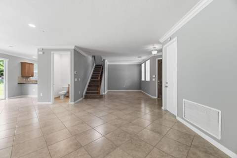 2709 Pienza Circle, Royal Palm Beach FL - photo 8 of 38