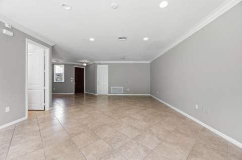 2709 Pienza Circle, Royal Palm Beach FL - photo 12 of 38