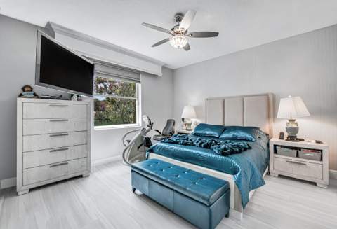 9636 Crescent View Drive, Boynton Beach FL - photo 18 of 74