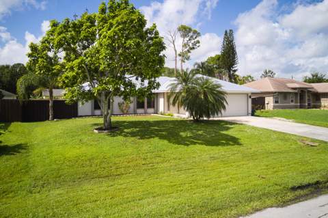 672 SW Ewing Avenue, Port St. Lucie FL - photo 17 of 25