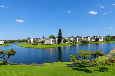 4025 Guildford #B - 4025, Boca Raton FL - photo 12 of 16