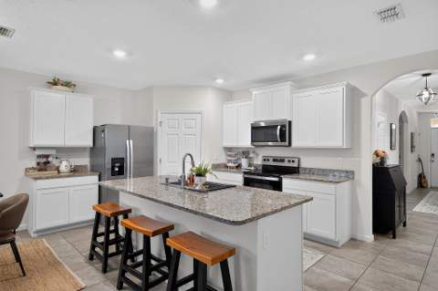 6282 NW Regent Street, Port St. Lucie FL - photo 9 of 35