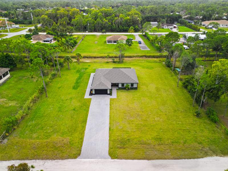 4 bedroom Single Family Residence at 15587 79th Court, Acreage, Loxahatchee — photo 4