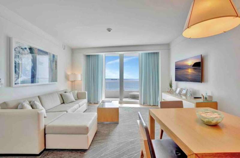 1 bedroom Condominium at 1 N Fort Lauderdale Beach Boulevard #1607, Castillo Grand Hotel Residences, Fort Lauderdale — photo 2