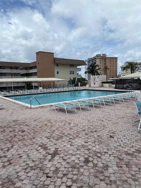 1865 S Ocean Drive #17h, Hallandale Beach FL - photo 18 of 23