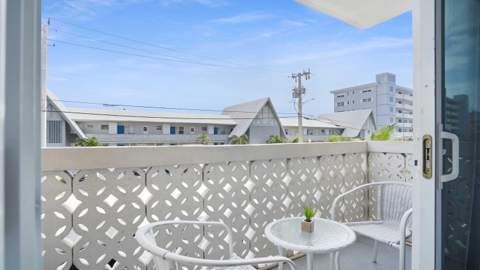 3220 Bayview Drive #202, Fort Lauderdale FL - photo 15 of 21
