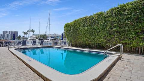3220 Bayview Drive #202, Fort Lauderdale FL - photo 17 of 21