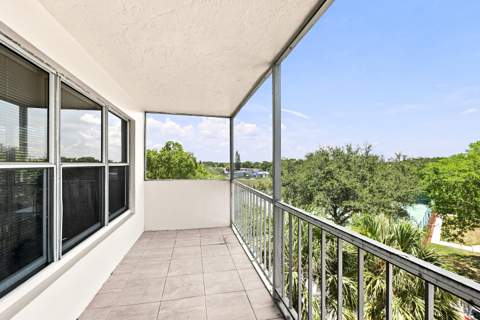 10777 W Sample Road #407, Coral Springs FL - photo 10 of 25