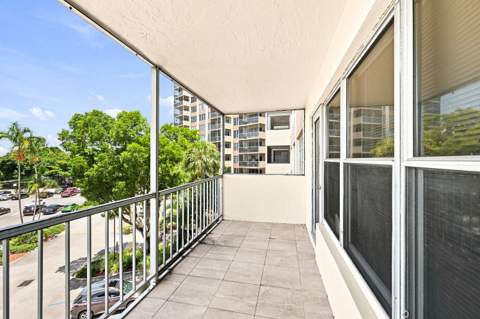 10777 W Sample Road #407, Coral Springs FL - photo 11 of 25