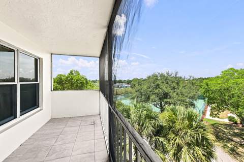 10777 W Sample Road #407, Coral Springs FL - photo 12 of 25