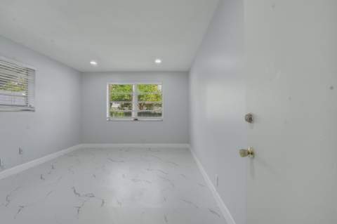1114 Johnson Street, Hollywood FL - photo 9 of 20