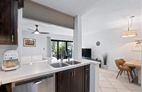 3900 NE 18th Avenue #13C, Oakland Park FL - photo 7 of 35