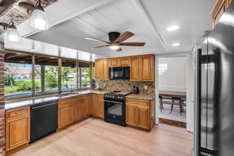 3671 NW 98th Terrace, Coral Springs FL - photo 10 of 48