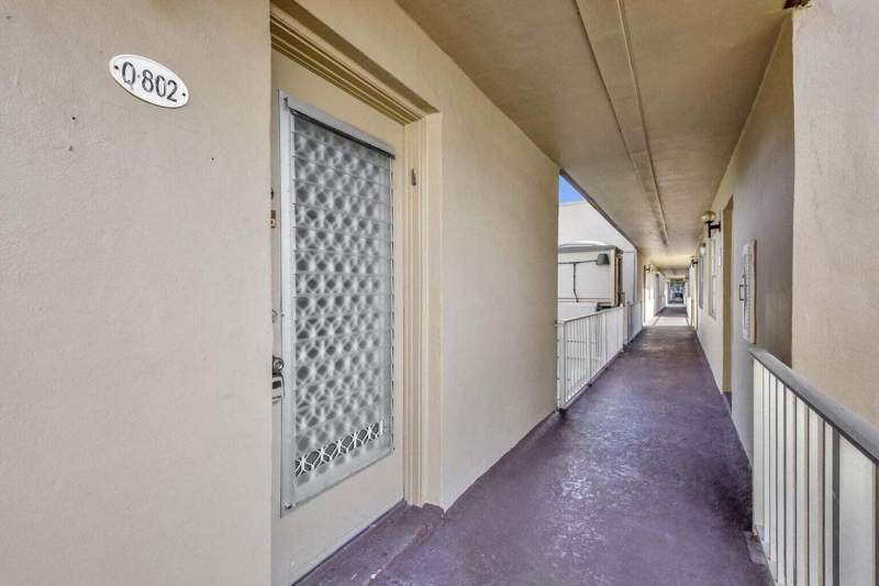 2 bedroom Condominium at 802 Burgundy Q, Kings Point , Delray Beach — photo 5