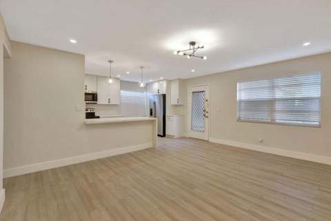 802 Burgundy Q, Delray Beach FL - photo 9 of 55