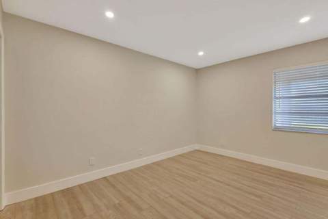 802 Burgundy Q, Delray Beach FL - photo 15 of 55
