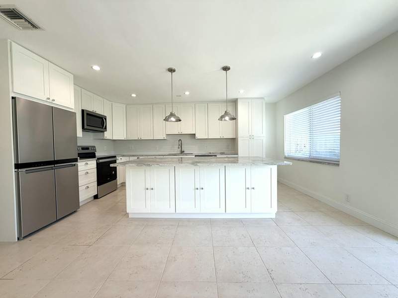 3 bedroom Single Family Residence at 2648 NE 9th Street, Beachway Estates, Pompano Beach — photo 4