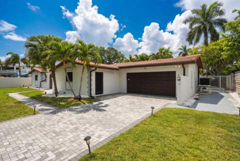 2587 SW 30TH Avenue, Fort Lauderdale FL - photo 7 of 59