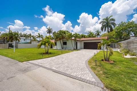 2587 SW 30TH Avenue, Fort Lauderdale FL - photo 6 of 59