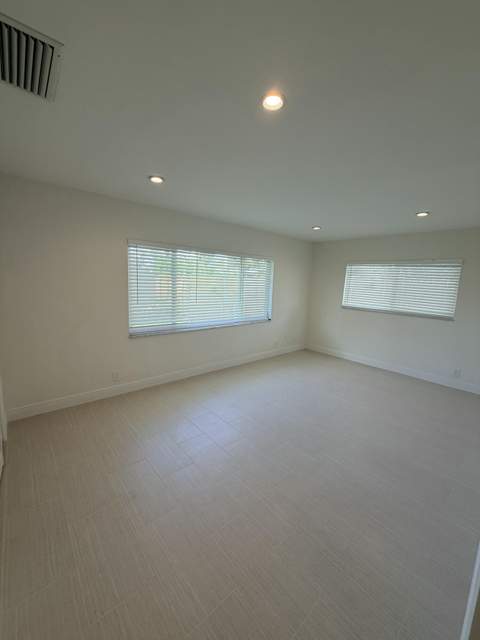 2648 NE 9th Street, Pompano Beach FL - photo 8 of 15