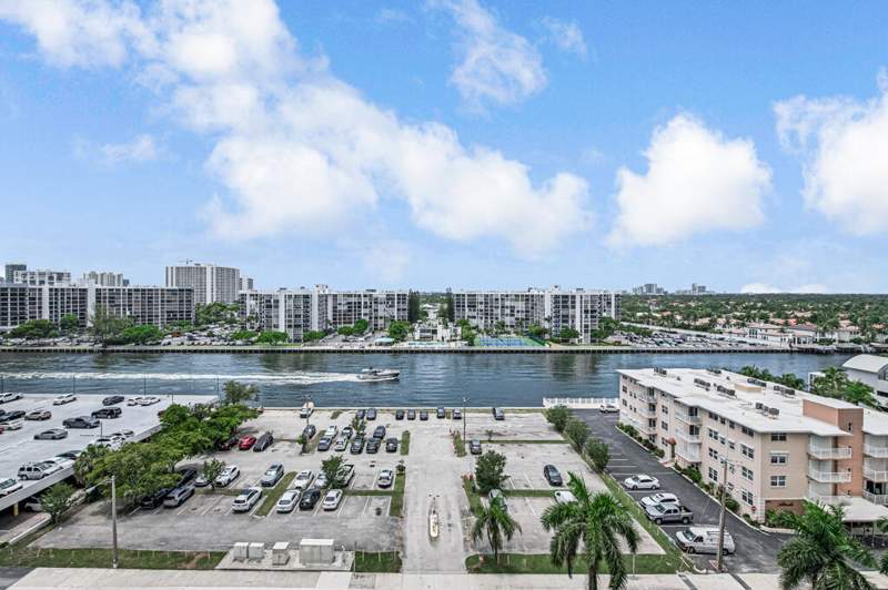 2 bedroom Condominium at 2751 S Ocean Drive #1008, Aquarius Condo, Hollywood — photo 3