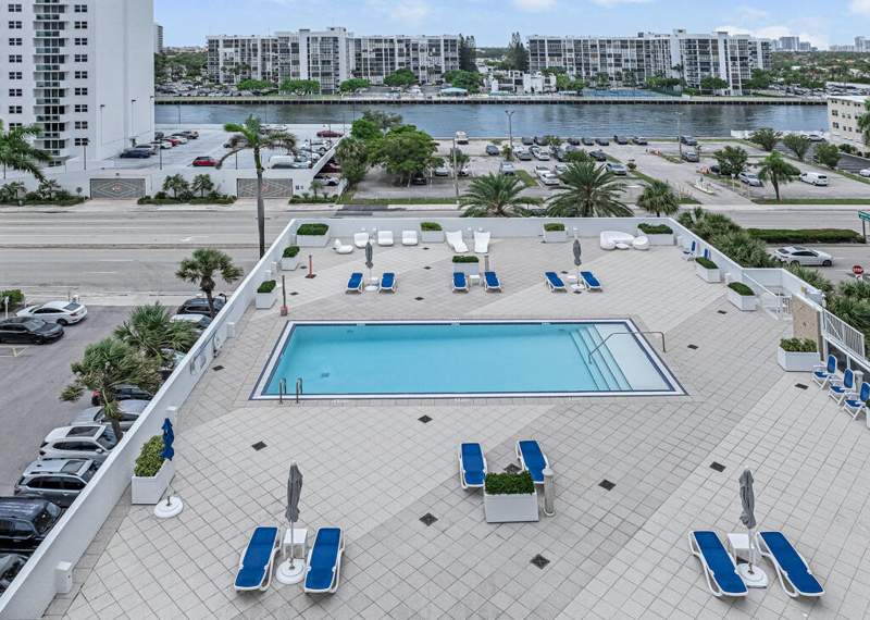 2 bedroom Condominium at 2751 S Ocean Drive #1008, Aquarius Condo, Hollywood — photo 4