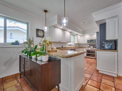683 SW 2nd Street, Boca Raton FL - photo 22 of 48