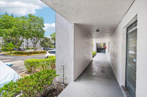 9150 Lime Bay Boulevard #103, Tamarac FL - photo 14 of 42