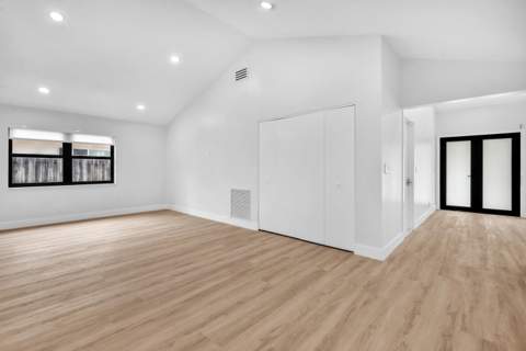 8411 SW 57th Street, Davie FL - photo 15 of 43