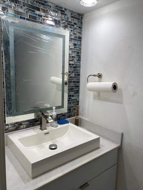 300 Diplomat Parkway #307, Hallandale Beach FL - photo 7 of 17