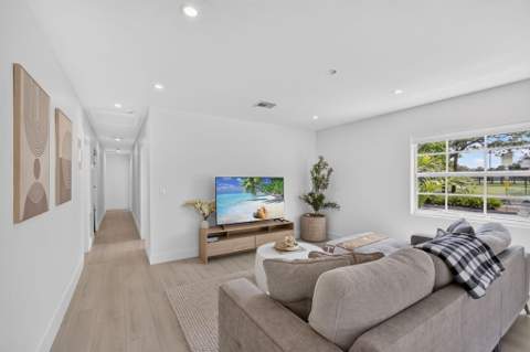 3400 Parker Avenue, West Palm Beach FL - photo 6 of 42